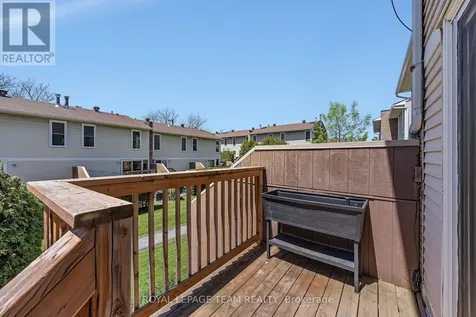 276 Dalehurst Drive Ottawa ON K2G 4J5
