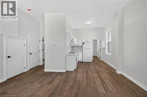 6 Duke Street Brantford ON N3T 3T3