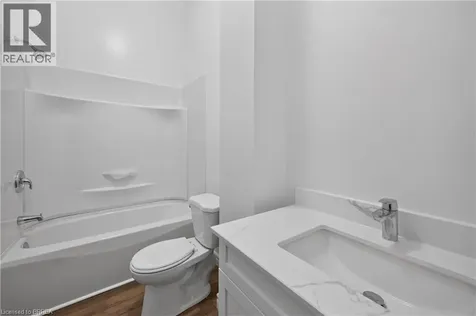 6 Duke Street Brantford ON N3T 3T3