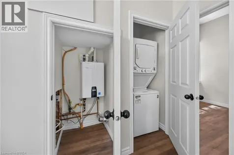 6 Duke Street Brantford ON N3T 3T3