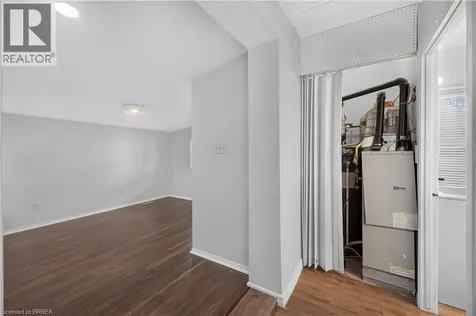 6 Duke Street Brantford ON N3T 3T3