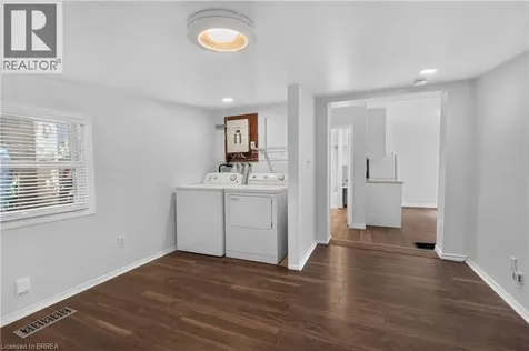 6 Duke Street Brantford ON N3T 3T3