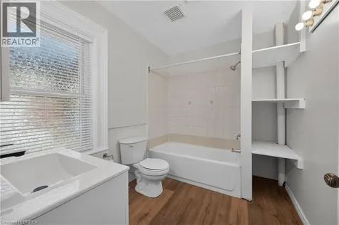 6 Duke Street Brantford ON N3T 3T3