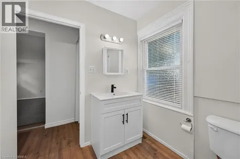 6 Duke Street Brantford ON N3T 3T3
