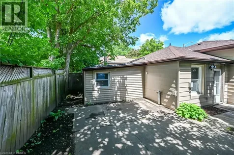 6 Duke Street Brantford ON N3T 3T3