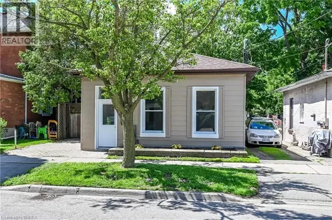 6 Duke Street Brantford ON N3T 3T3