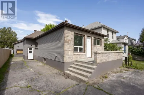 335 Vickers St N Thunder Bay ON P7C 4B1
