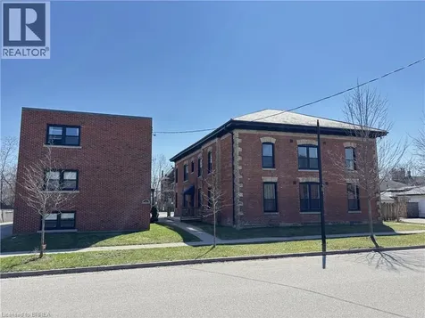 11 Sheridan Street Brantford ON N3T 2P7