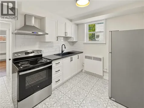 11 Sheridan Street Brantford ON N3T 2P7