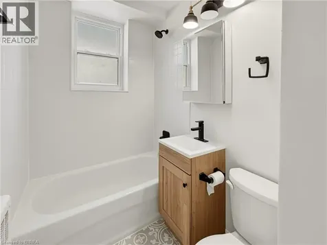 11 Sheridan Street Brantford ON N3T 2P7