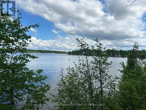 219 Lefebvre Peninsula, Remi Lake, Moonbeam Road Kapuskasing ON P0L 1V0