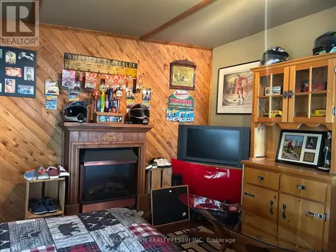 219 Lefebvre Peninsula, Remi Lake, Moonbeam Road Kapuskasing ON P0L 1V0