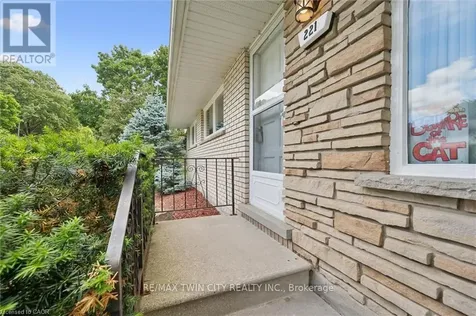 221 Willowdale Avenue Waterloo ON N2J 3M3