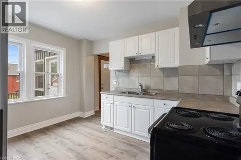 5155 Bridge Street Niagara Falls ON L2E 2T2