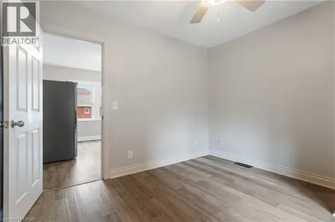 5155 Bridge Street Niagara Falls ON L2E 2T2