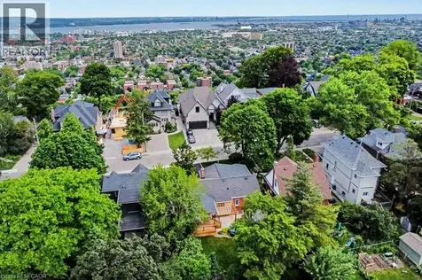 72 Mountain Park Avenue Hamilton ON L9A 1A3