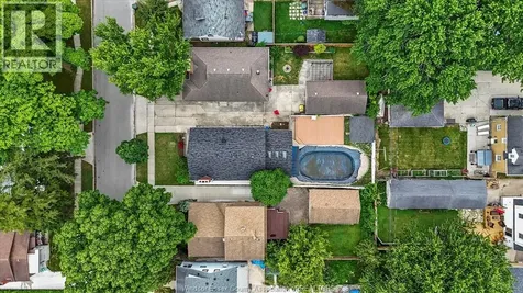 285 Belleperche Place Windsor ON N8S 3B6
