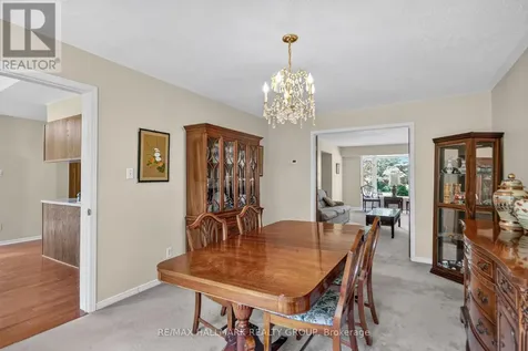 9 Halldorson Crescent Ottawa ON K2K 2C3