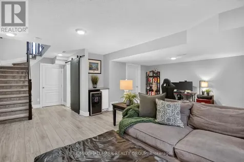 425 Barrick Hill Road Ottawa ON K2M 0H7