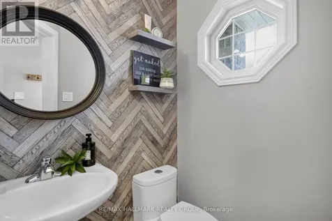 425 Barrick Hill Road Ottawa ON K2M 0H7