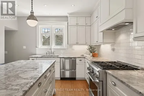 318 Clemow Avenue Ottawa ON K1S 2B8