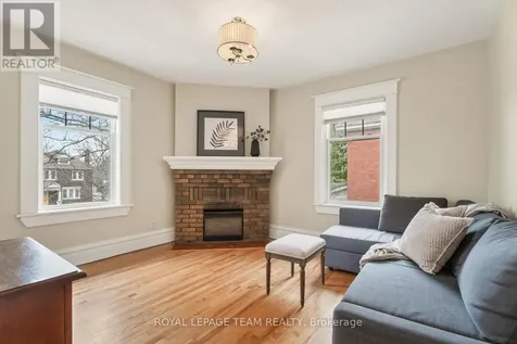 318 Clemow Avenue Ottawa ON K1S 2B8
