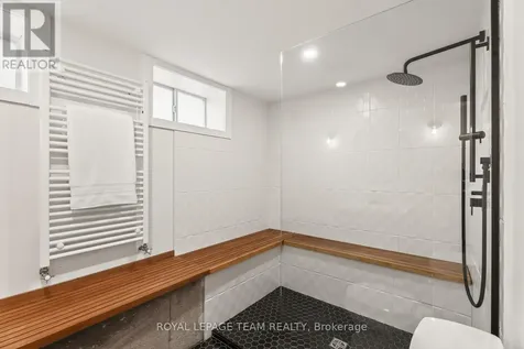 318 Clemow Avenue Ottawa ON K1S 2B8