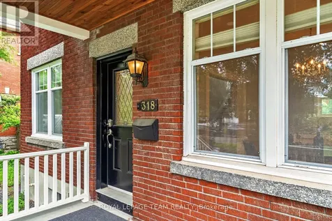 318 Clemow Avenue Ottawa ON K1S 2B8