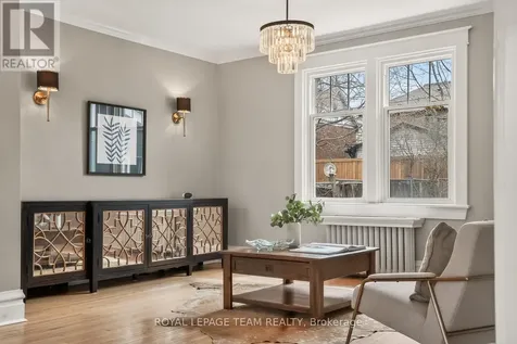 318 Clemow Avenue Ottawa ON K1S 2B8