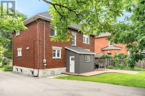 318 Clemow Avenue Ottawa ON K1S 2B8