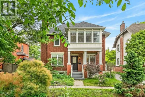 318 Clemow Avenue Ottawa ON K1S 2B8
