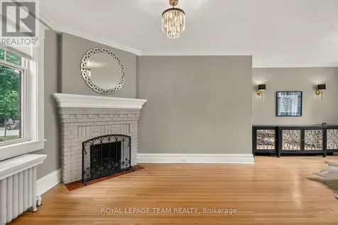 318 Clemow Avenue Ottawa ON K1S 2B8