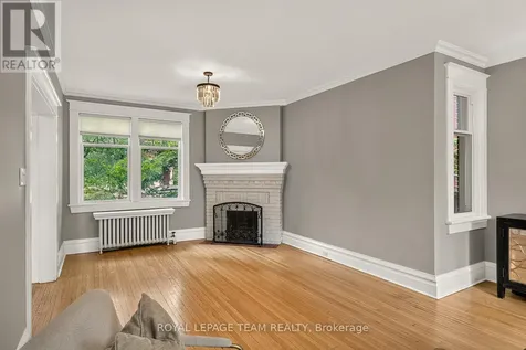 318 Clemow Avenue Ottawa ON K1S 2B8