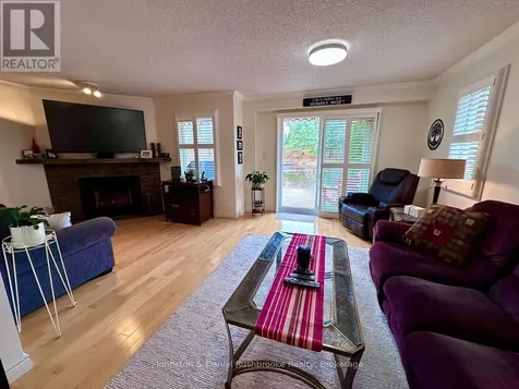 39 Shoreline Drive Bracebridge ON P1L 1Z3