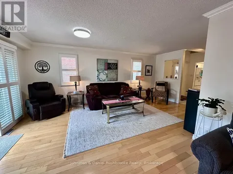 39 Shoreline Drive Bracebridge ON P1L 1Z3