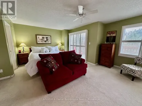 39 Shoreline Drive Bracebridge ON P1L 1Z3