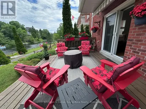 39 Shoreline Drive Bracebridge ON P1L 1Z3