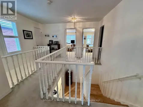 39 Shoreline Drive Bracebridge ON P1L 1Z3