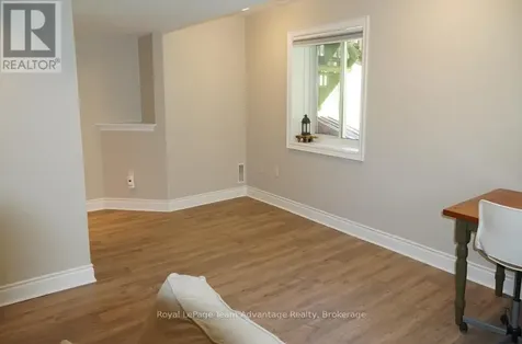 40 Winnifred Avenue East Parry Sound ON P2A 2E7