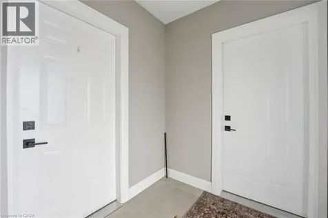 58 Rosslyn Avenue North Hamilton ON L8L 7P4