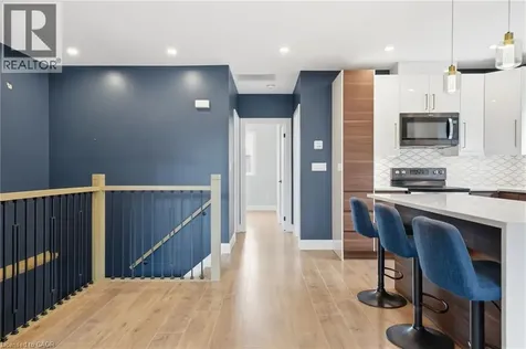 58 Rosslyn Avenue North Hamilton ON L8L 7P4