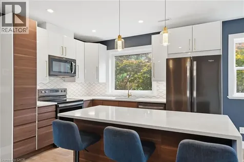 58 Rosslyn Avenue North Hamilton ON L8L 7P4