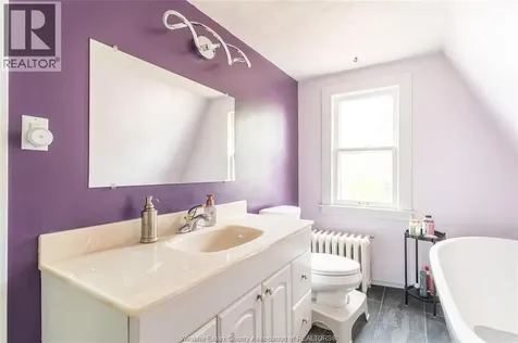 980 Riverdale Avenue Windsor ON N8S 4C3