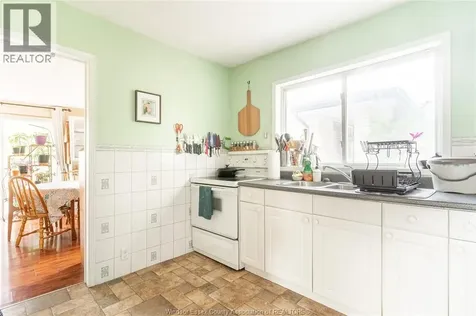 980 Riverdale Avenue Windsor ON N8S 4C3