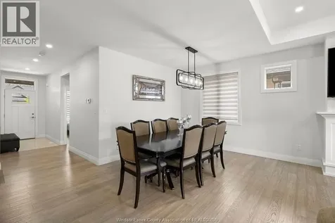 2431 Barkley Avenue Windsor ON N8P 0G7