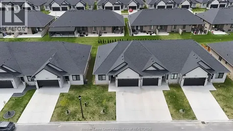2431 Barkley Avenue Windsor ON N8P 0G7