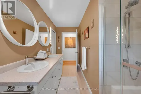 917 Meteor Avenue Ottawa ON K4B 1N9