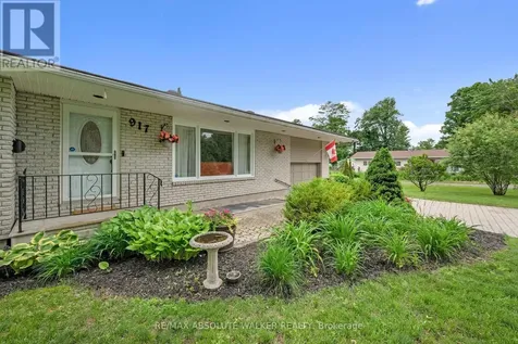 917 Meteor Avenue Ottawa ON K4B 1N9