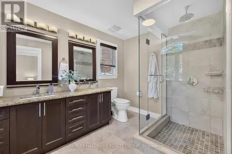 856 Norton Avenue Ottawa ON K2B 5P6