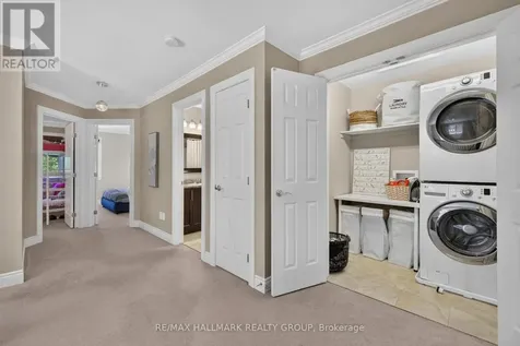 856 Norton Avenue Ottawa ON K2B 5P6